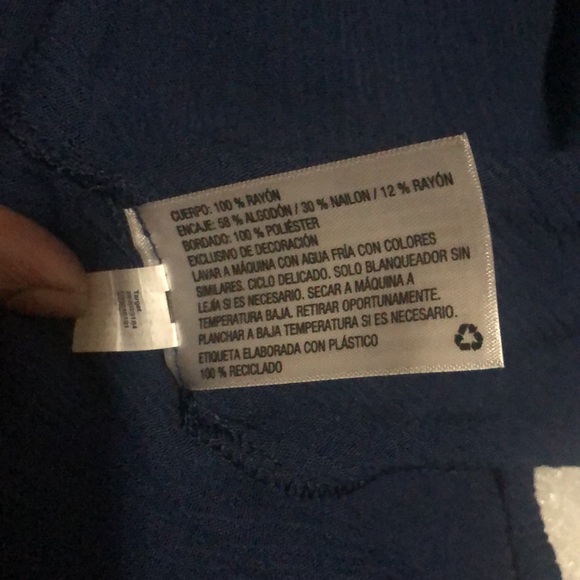 Red white &tune collection-size Medium-xhilaration - Picture 9 of 13